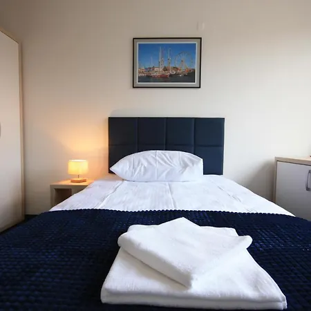 Studencki Dom Marynarza Pasat Hostel *