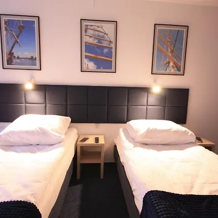 Studencki Dom Marynarza Pasat *